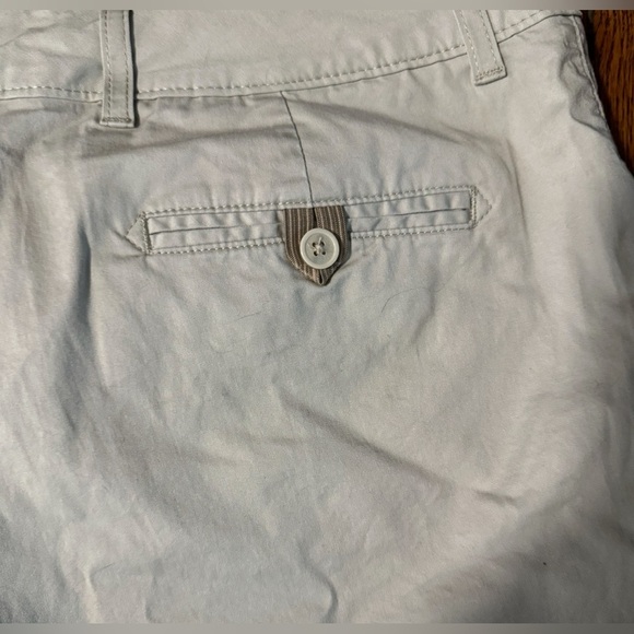 EE Just Below The Waist Khaki Shorts Beige Casual Spring Summer Size M Comfy - Picture 6 of 12